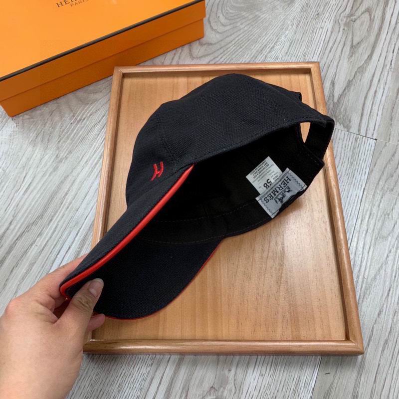 Hermes Cap 180 (15)